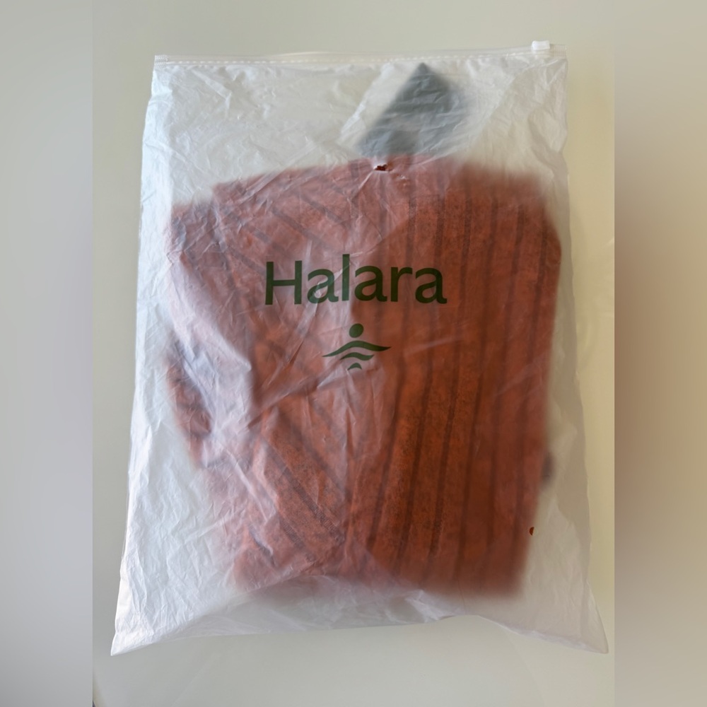 🛍️SALE🛍️HALARA Ribbed Knit V Neck Long Sleeve Fit &  Flare Mini Casual Dress NWT - Picture 7 of 9